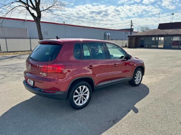 2014 Volkswagen Tiguan SE